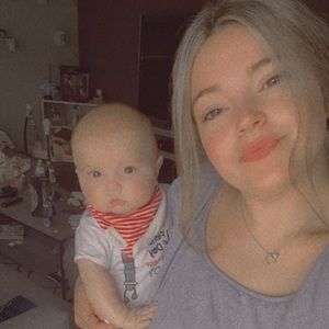 Meet your Posher, Carly